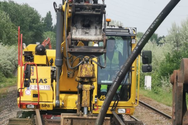 leus-kris-spoorwerken207DEB4334-AE03-A725-96E9-C9314D574D87.jpg