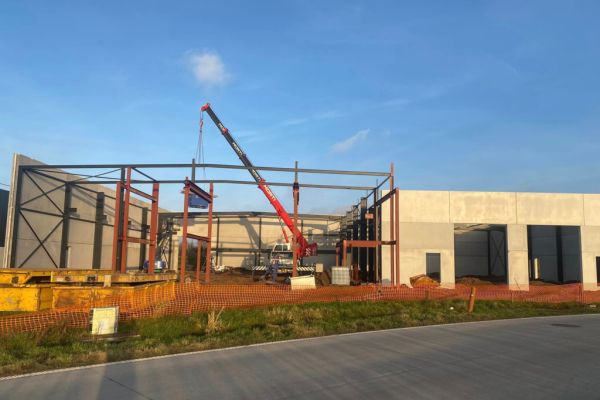 leus-kris-industriegebouw124AB571B1-1F7B-DABD-B8F2-B574996A45FB.jpg