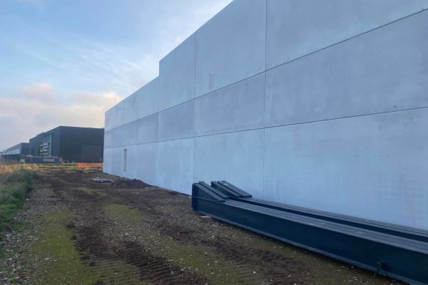 leus-kris-industriegebouw134688D90-0F5F-ADBC-2479-1FF68632617A.jpg